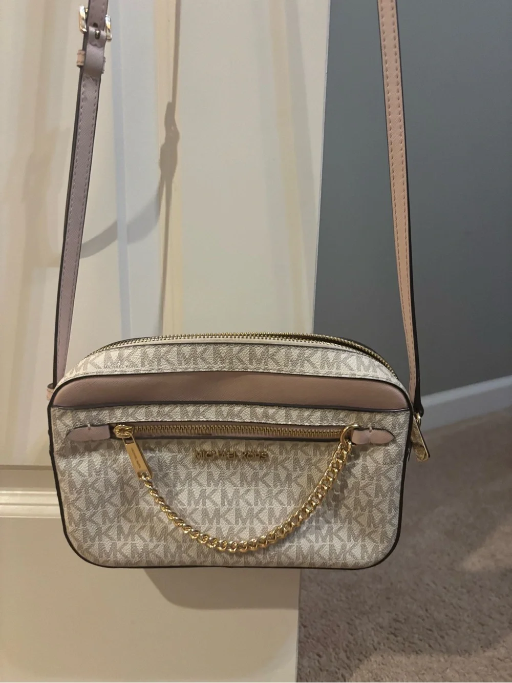Michael Kors Ivory Logo Crossbody with Pink Trim and Gold Chain
